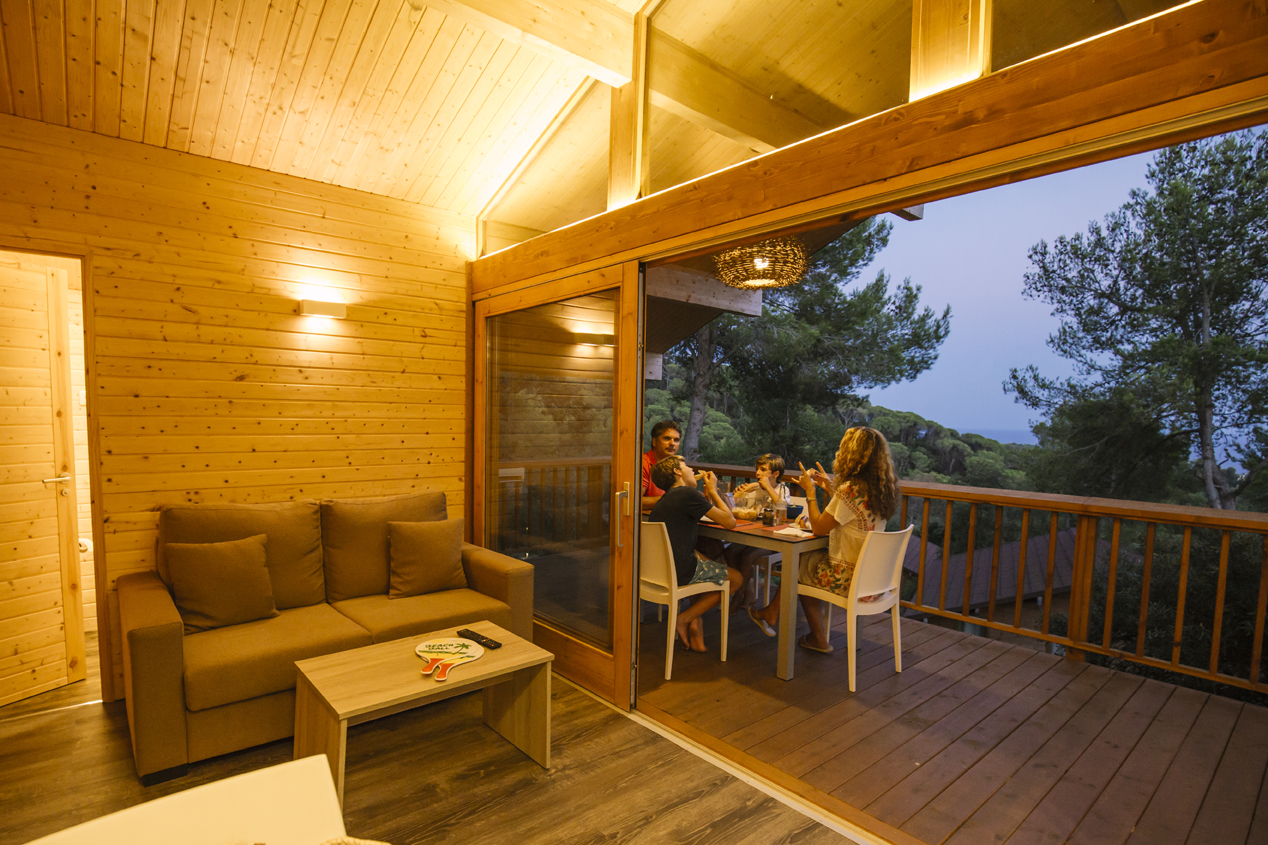 Camping con gran ecolodge Costa Brava