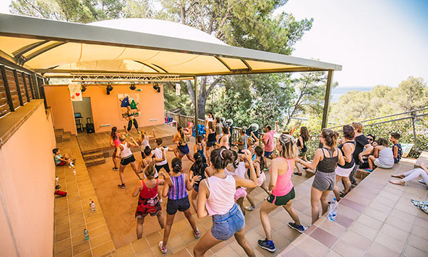 zumba-camping-costa-brava.jpg